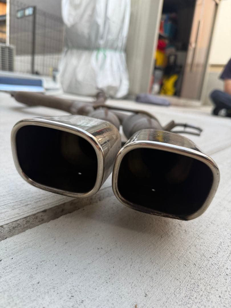 30ヴェルファイア モデリスタマフラー