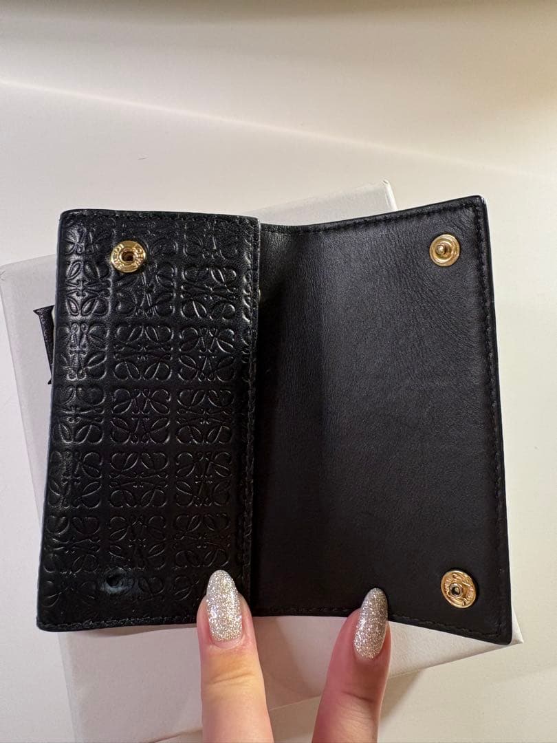 LOEWE ブラック レザー キーケース