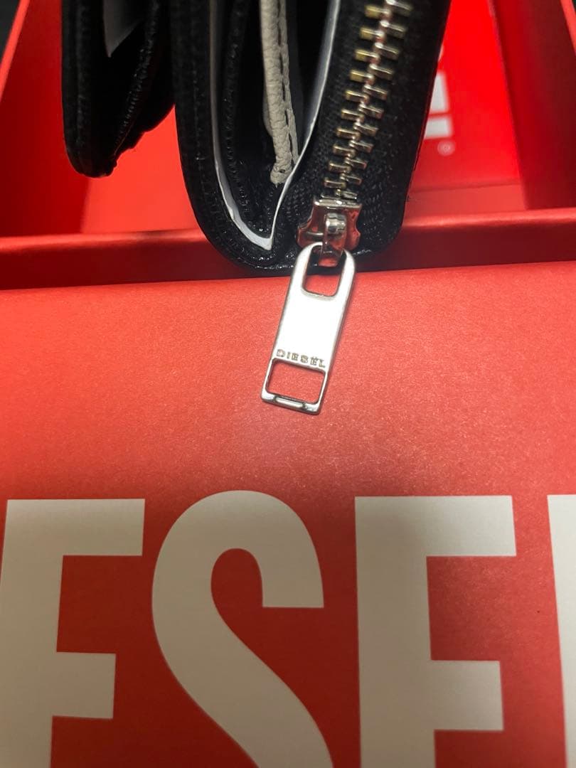 【本物箱付き】DIESEL ブラック 三つ折り財布
