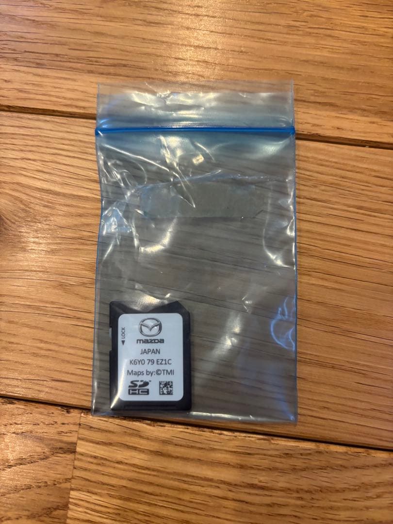 新品未使用品　Mazda カーナビ用SDカード K6Y0 79 EZ1C