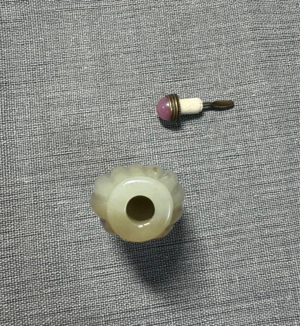 古砡 砡製物 和田玉 清時代中国古美術骨董 鼻煙壺 雕刻アンティ一ク