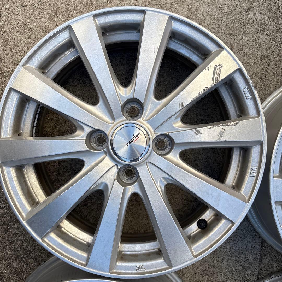 AQUA ravrion RS01 ホイール 15インチ