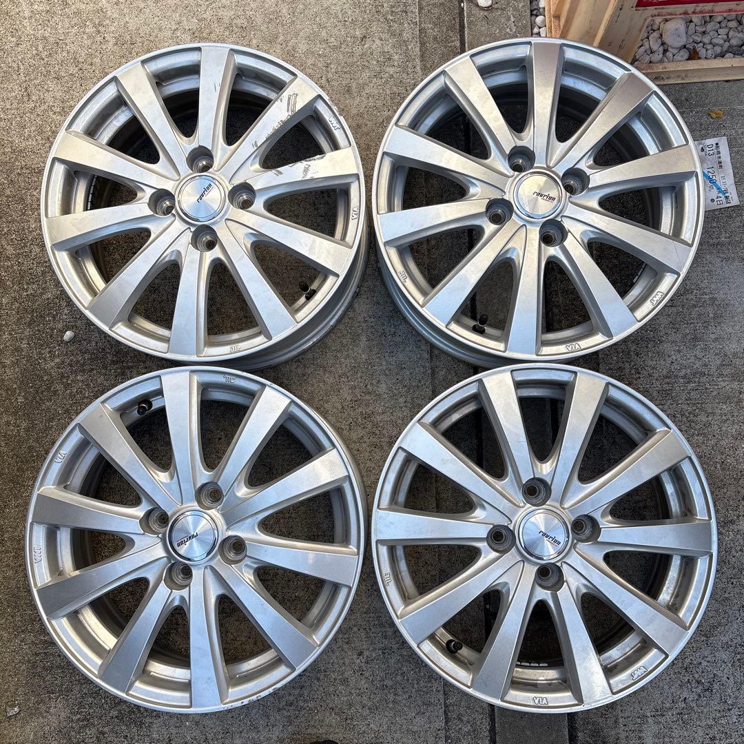 AQUA ravrion RS01 ホイール 15インチ