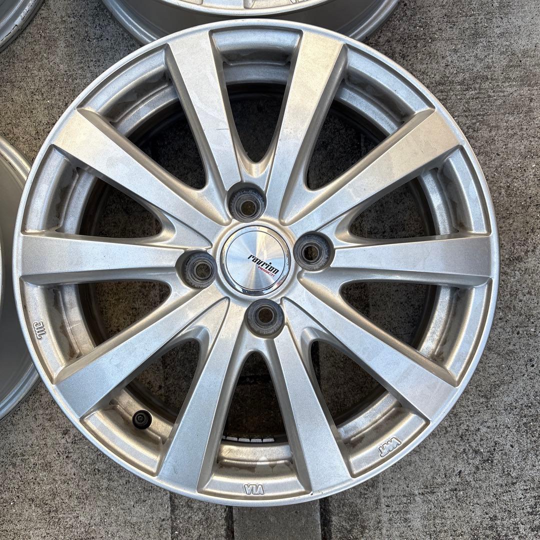 AQUA ravrion RS01 ホイール 15インチ