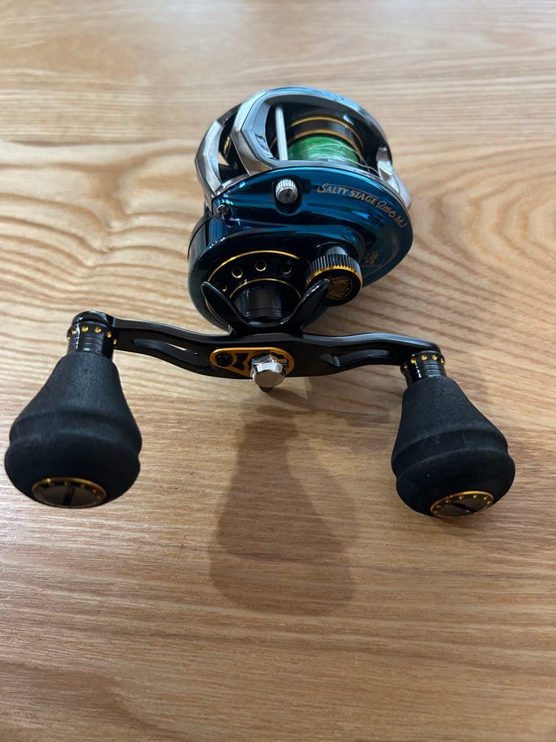 y*u様 アブガルシア　ソルティステージ　レボ　MJ 左ハンドル　リール　ライト