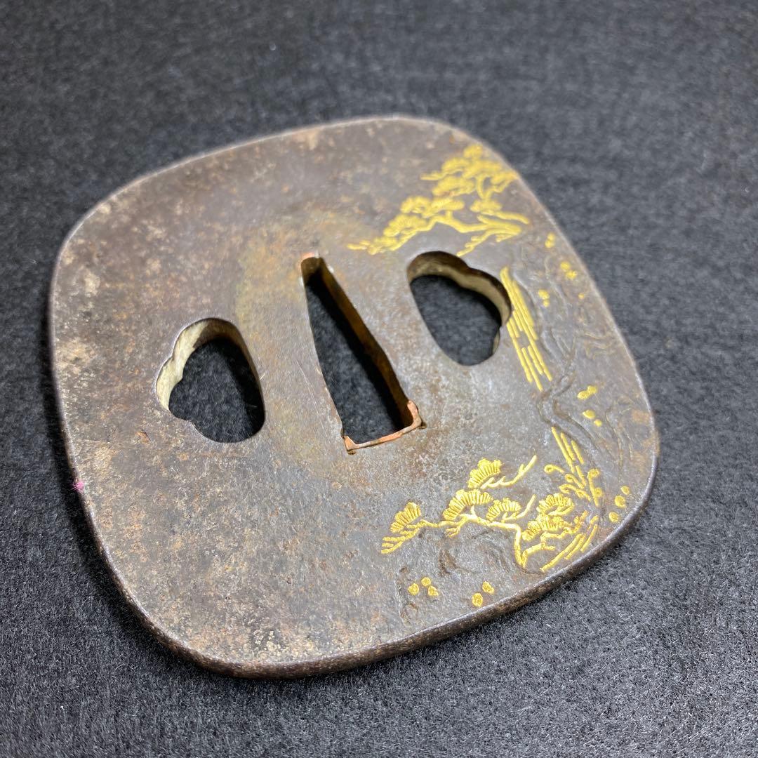 時代金象嵌刀鍔　木箱付　153g 東Y7-0220☆2Fトヒト