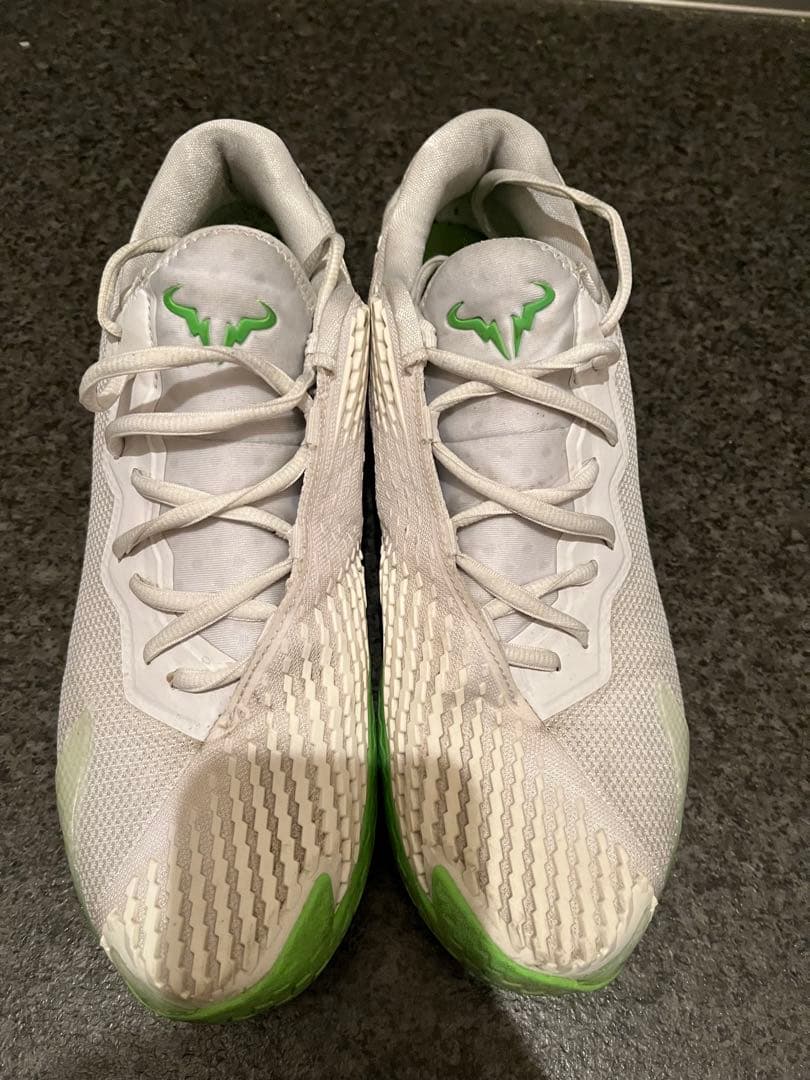 ナダル　テニスシューズ