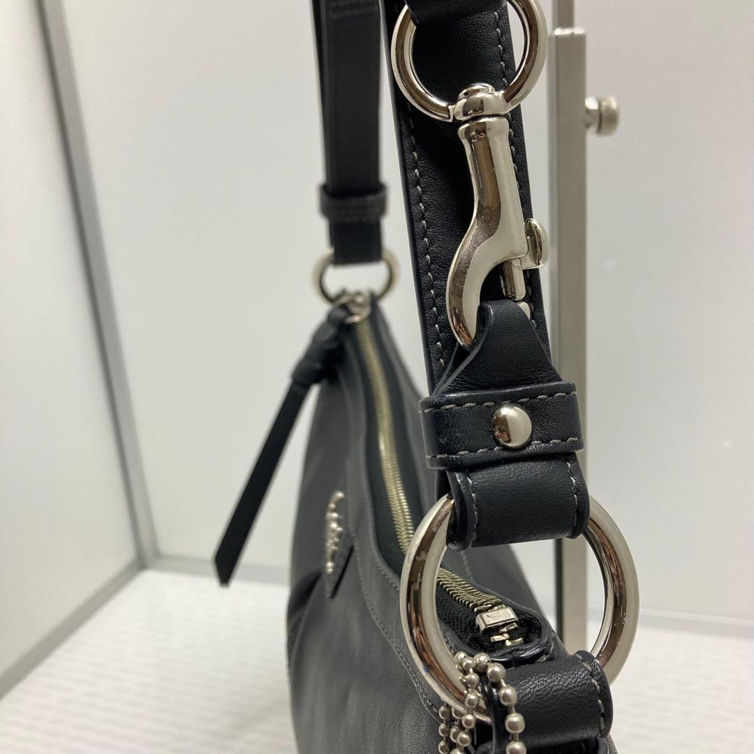 COACH ショルダーバッグ　ブラック　ボート型　 レザー　ハンドバッグ　斜め掛
