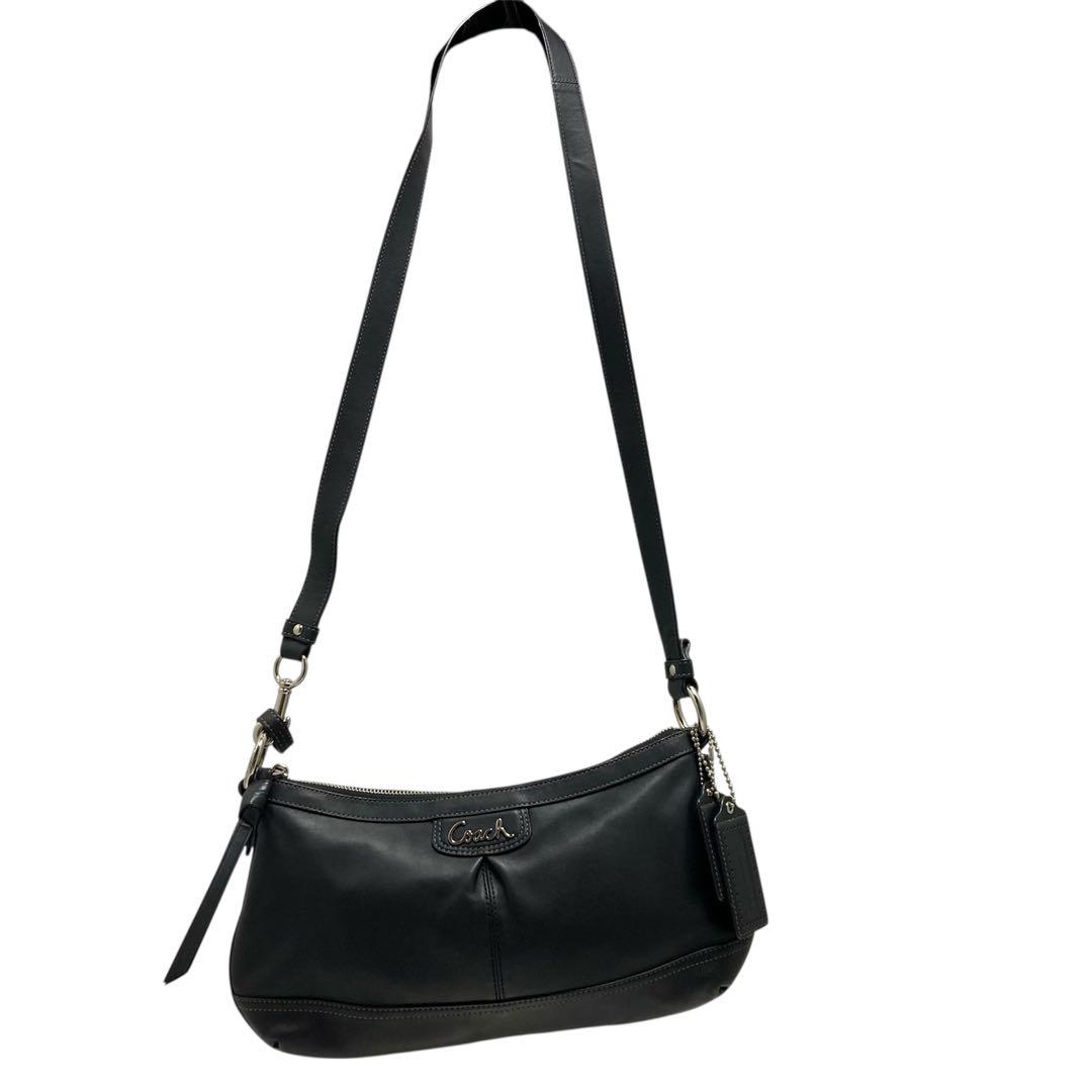 COACH ショルダーバッグ　ブラック　ボート型　 レザー　ハンドバッグ　斜め掛