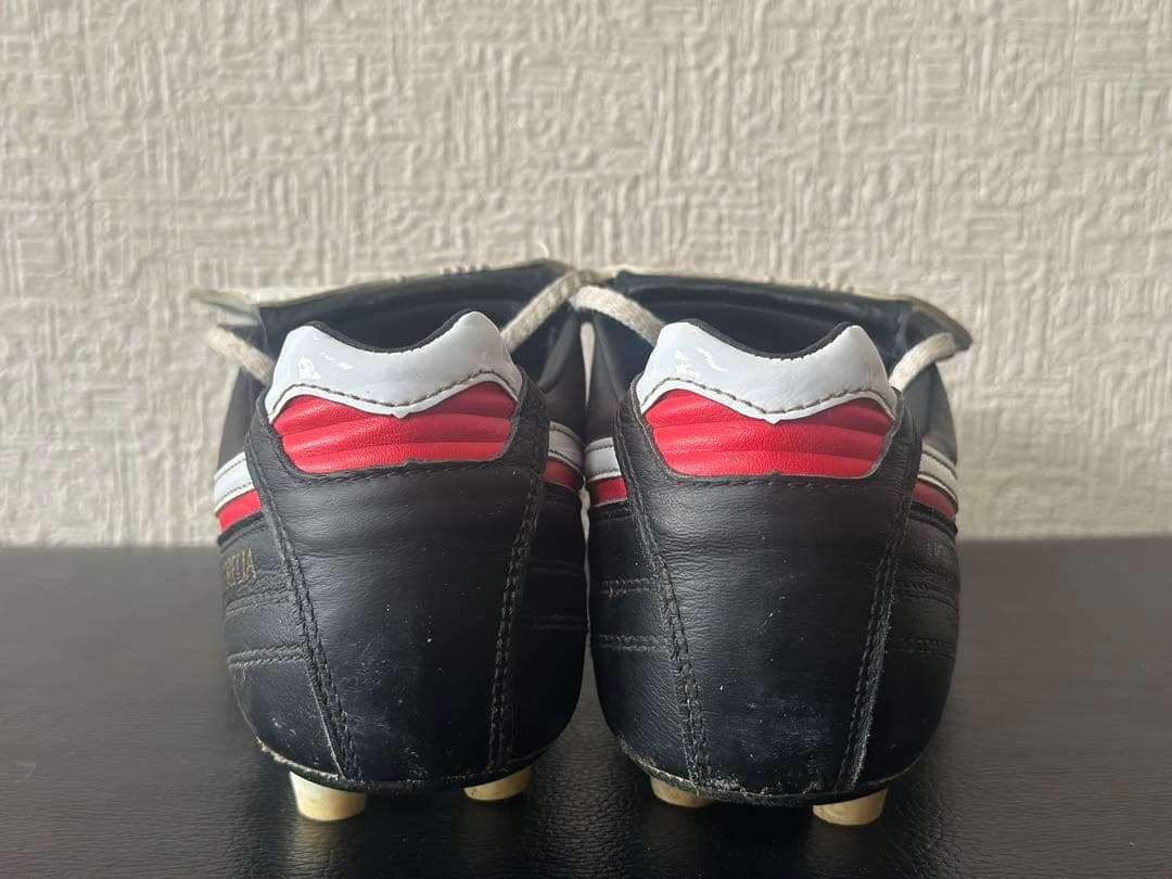 【早い者勝ち！】最終値下げ！ミズノ モレリア サッカーシューズ 22.5 黒 白