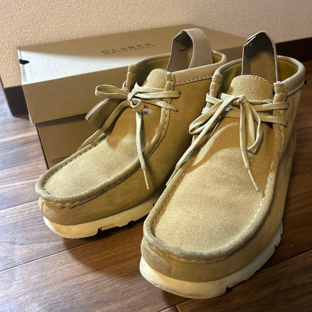 クラークス　ワラビーゴアテックス