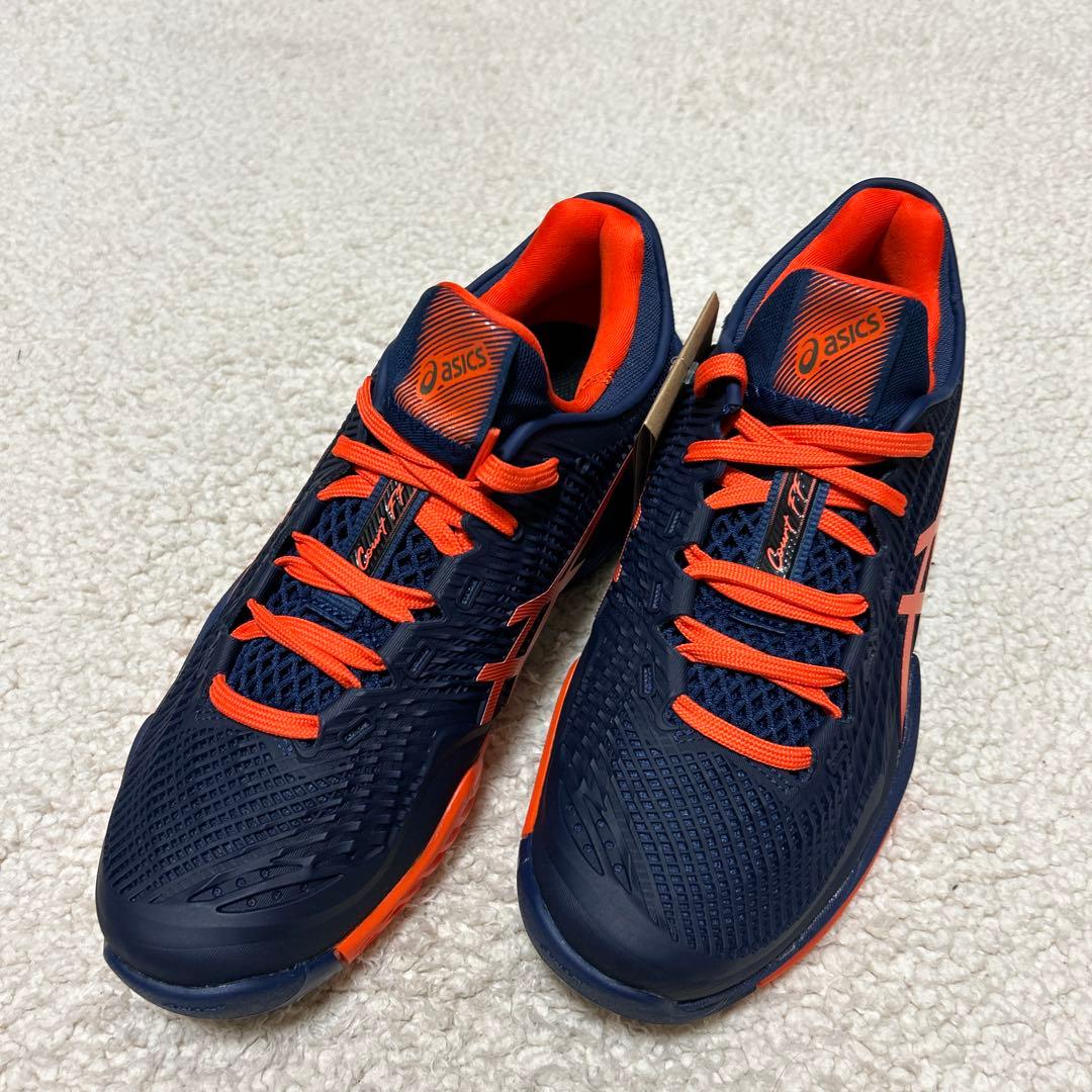 未使用　アシックス　テニスシューズ　COURT FF 3