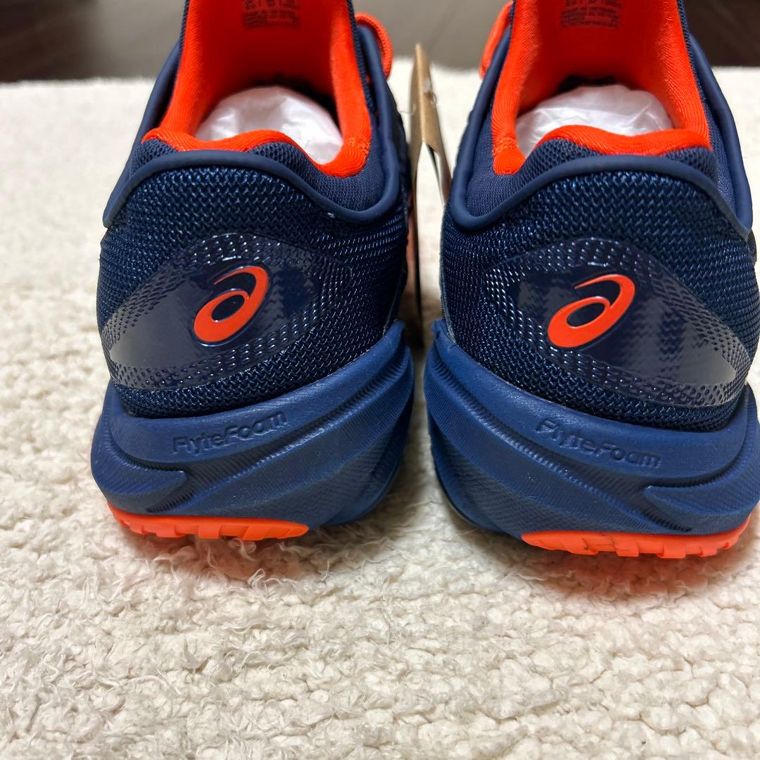 未使用　アシックス　テニスシューズ　COURT FF 3