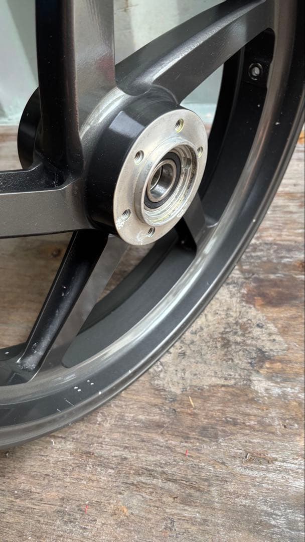 h*c様 イタリア　マルケジーニホイール？マグホイール？