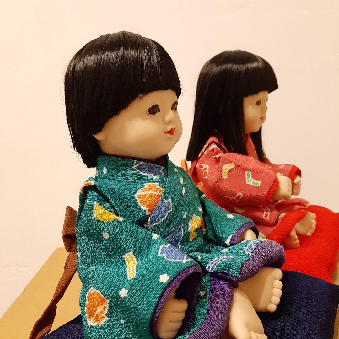 童人形　男の子　女の子　ガラスケース付き　お座り抱き人形　日本人形