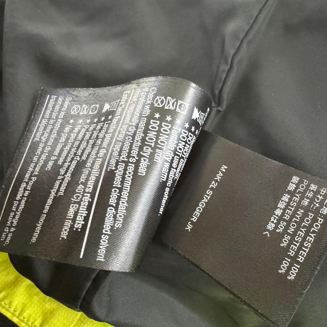 美品　BURTON AK GORE-TEX MAK 2L STAGGAR JK