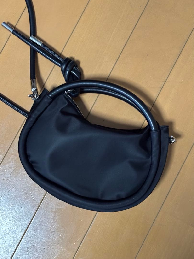 GANNI ブラックナイロン ショルダーバッグ