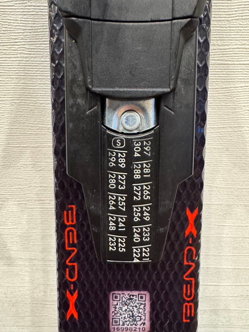 ATOMIC REDSTER J2 110cm ジュニアスキー板