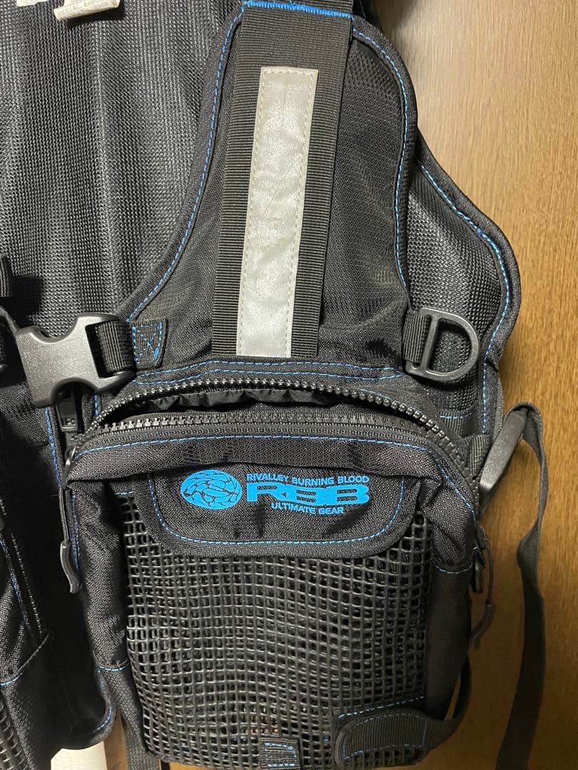 RBB ゲームベスト　シーバス　ロックフィッシュ サーフ　￼ウェーディングに