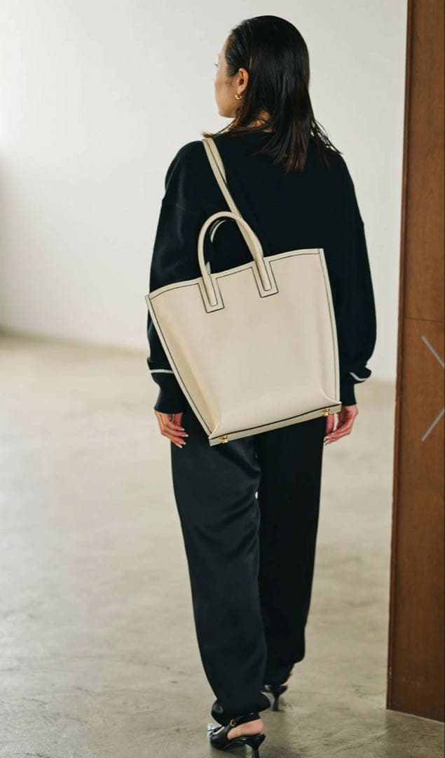 【A4対応】【E'POR】LIMITED MODEL Ree Large