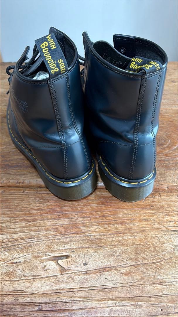 美品ドクターマーチン8ホールネイビー27.5cm