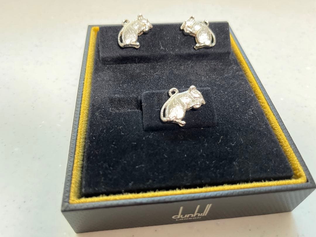 【ダンヒル Dunhill】ねずみ　カフス & ラベルピン セット