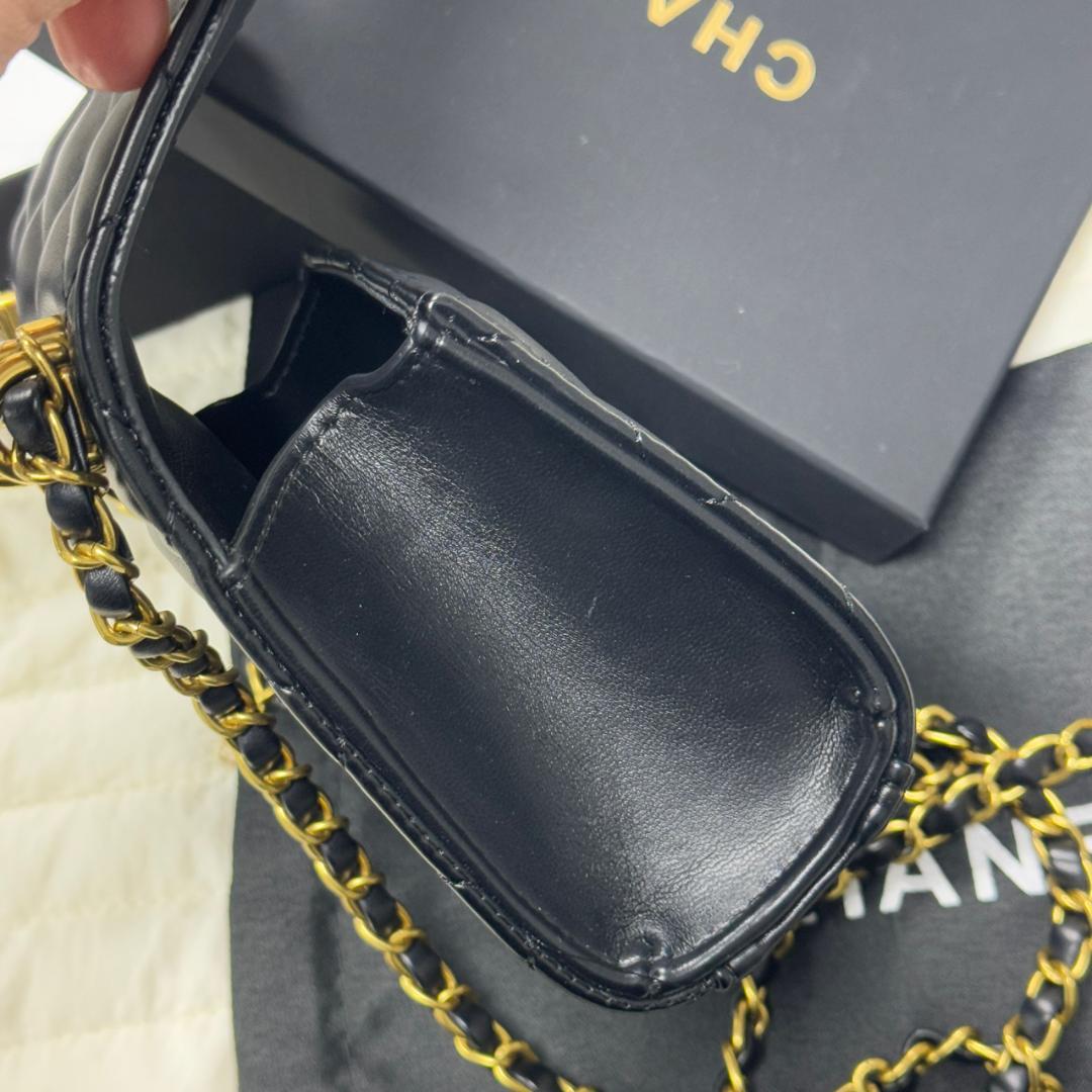 優雅 VIP顧客限定 ブラックレザーショルダーバッグ