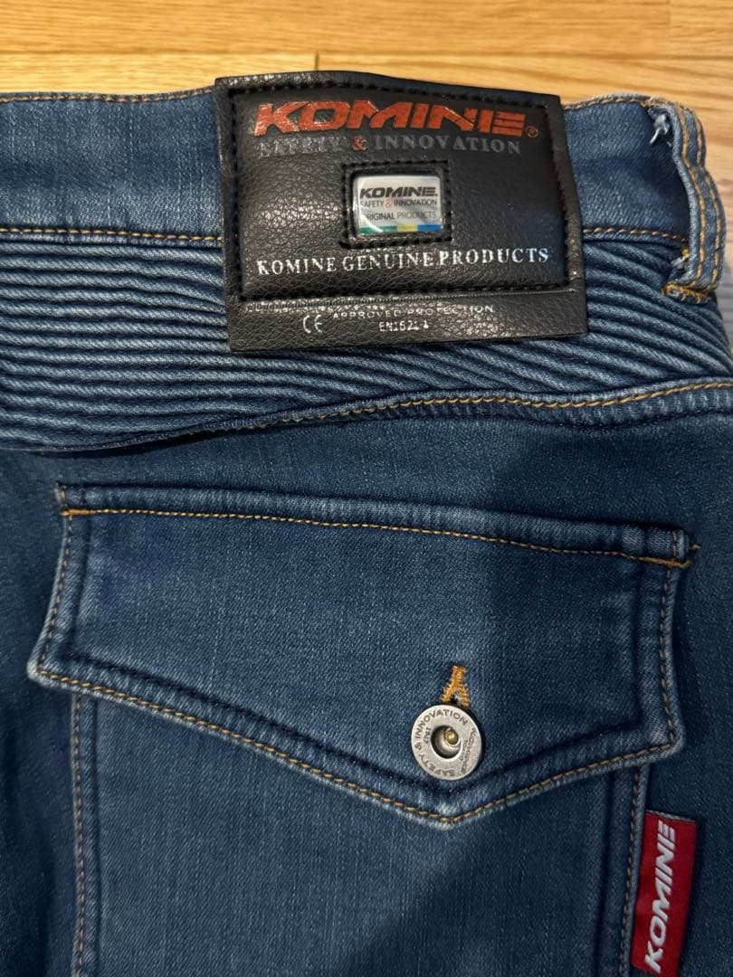 コミネ スーパーフィットウォームデニムジーンズ　WJ-921S M