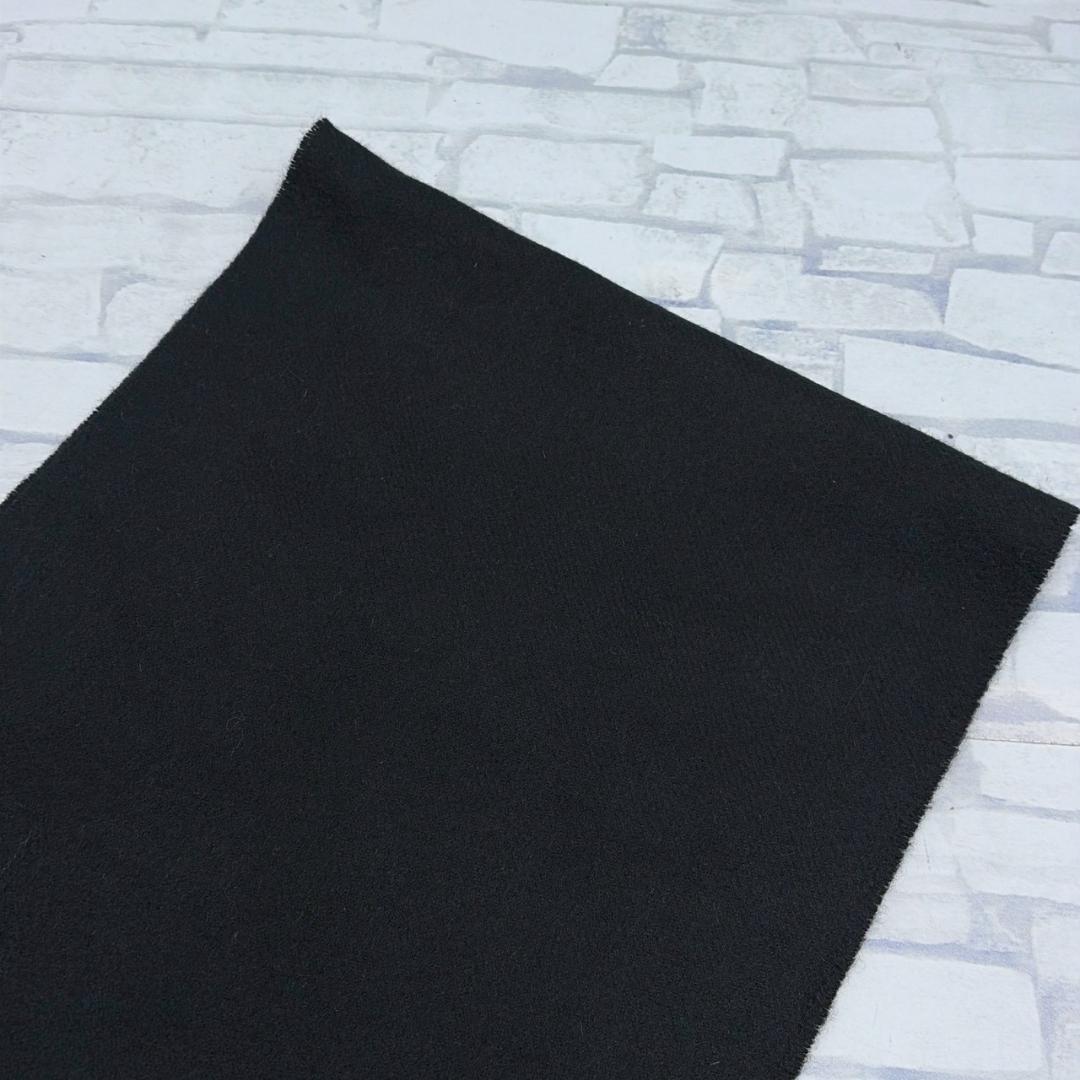 Johnstons of Elgin　ブラック フリンジ付マフラー 黒 ブラック