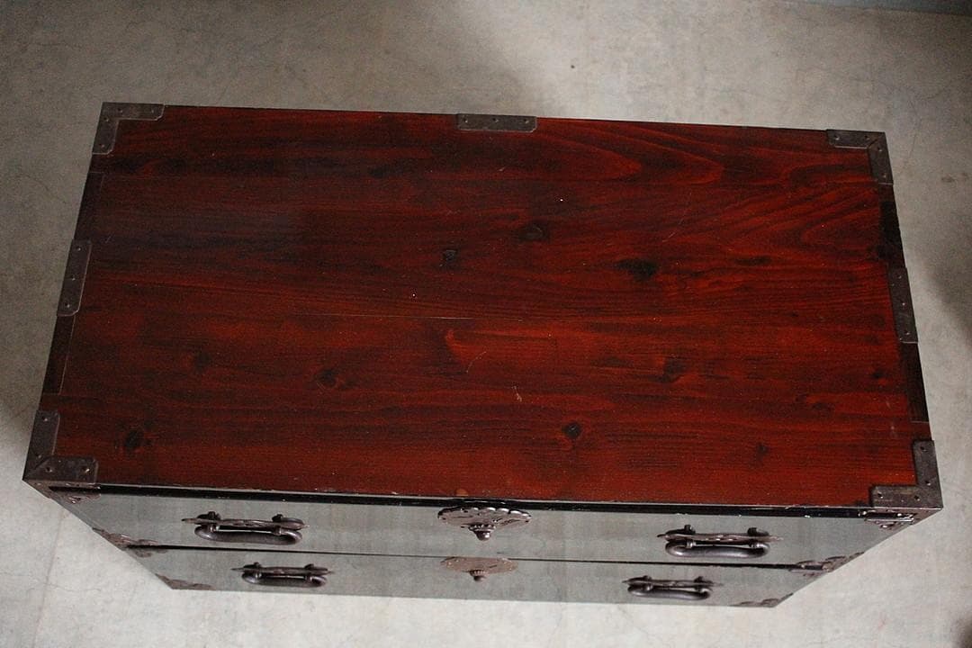 綺麗な丸金具庄内箪笥　2段 　 中桐製　タンス　収納　古家具　古民家　時代家具