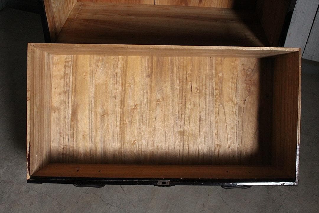 綺麗な丸金具庄内箪笥　2段 　 中桐製　タンス　収納　古家具　古民家　時代家具