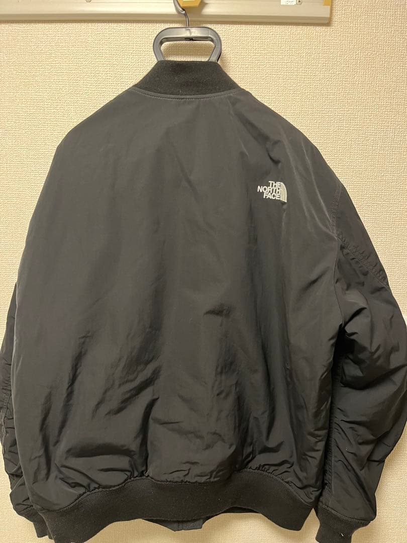 THE NORTH FACE ブラック ボンバージャケット MA-1
