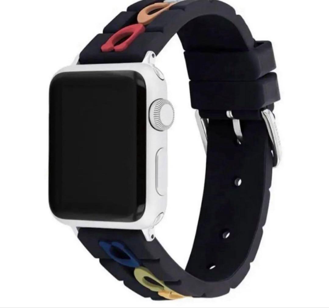 ラスト1点‼️新品アップルウォッチ用バンド 38＆40mm対応 COACH