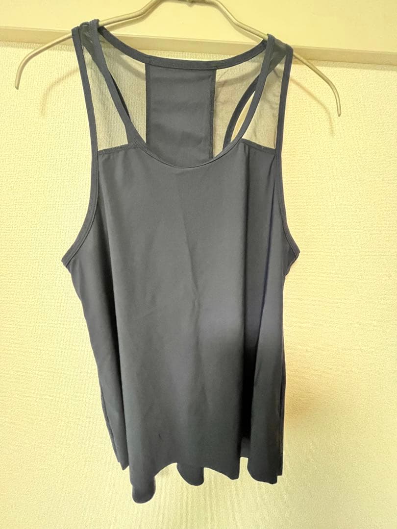 feelcycle トップス