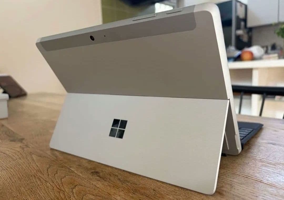 MICROSOFT SURFACE GO3 本体+　キボド
