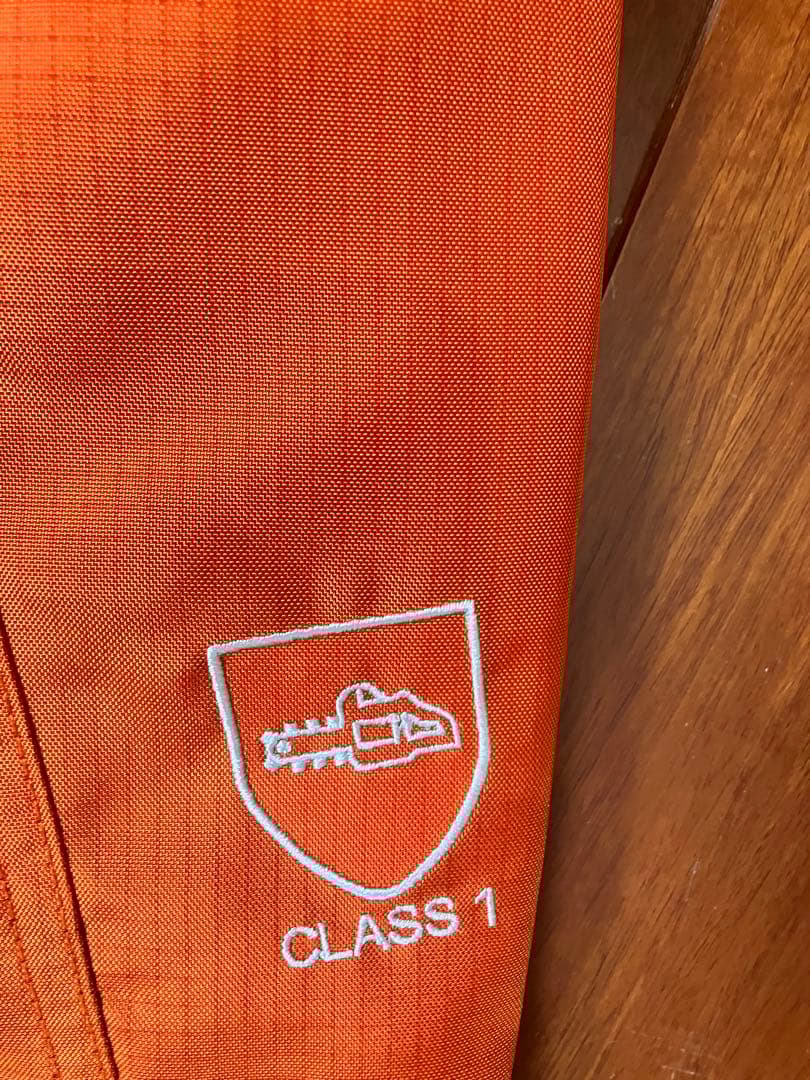 新品　モンベル　ロガーパンツ　L sizeショート　チェーンソーパンツ　おまけ付