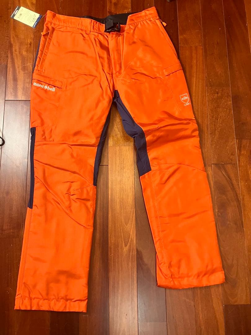 新品　モンベル　ロガーパンツ　L sizeショート　チェーンソーパンツ　おまけ付