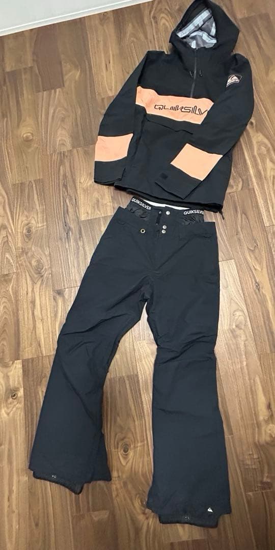 Quiksilver スノーボードウェア 上下セット