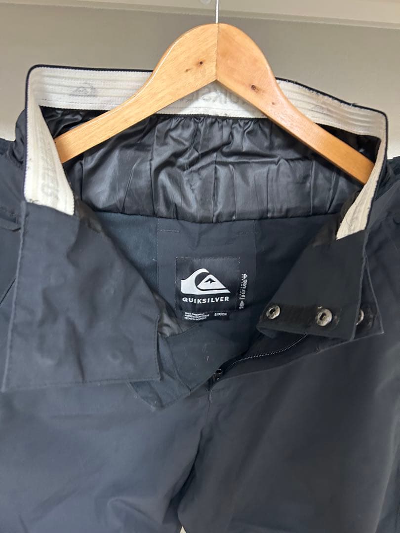 Quiksilver スノーボードウェア 上下セット