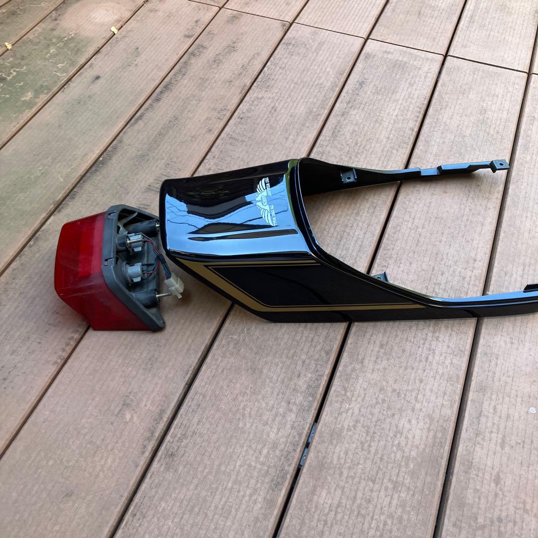 zrx400純正テールカウル テールランプ付　マークIIカラー