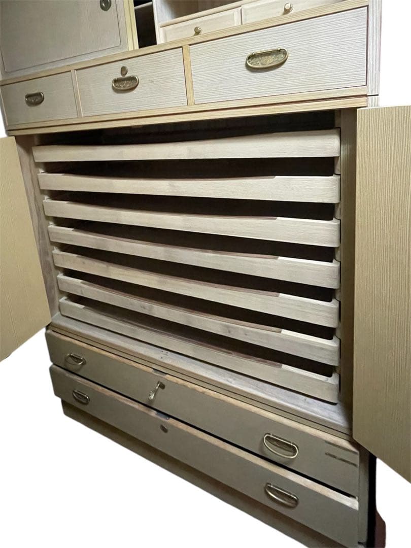 着物箪笥　和箪笥