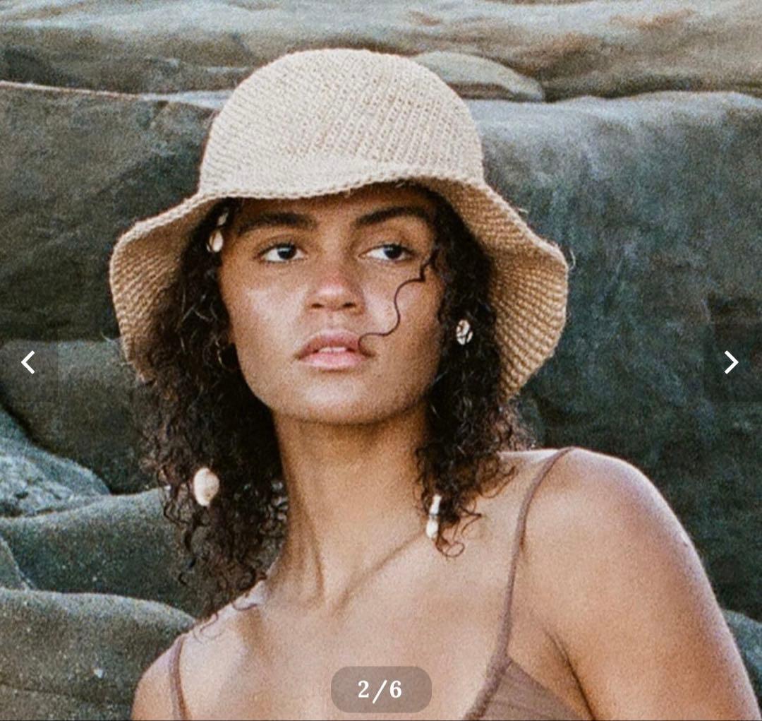 ハンドメイド　ベージュ 麦わらストローバケットハット①