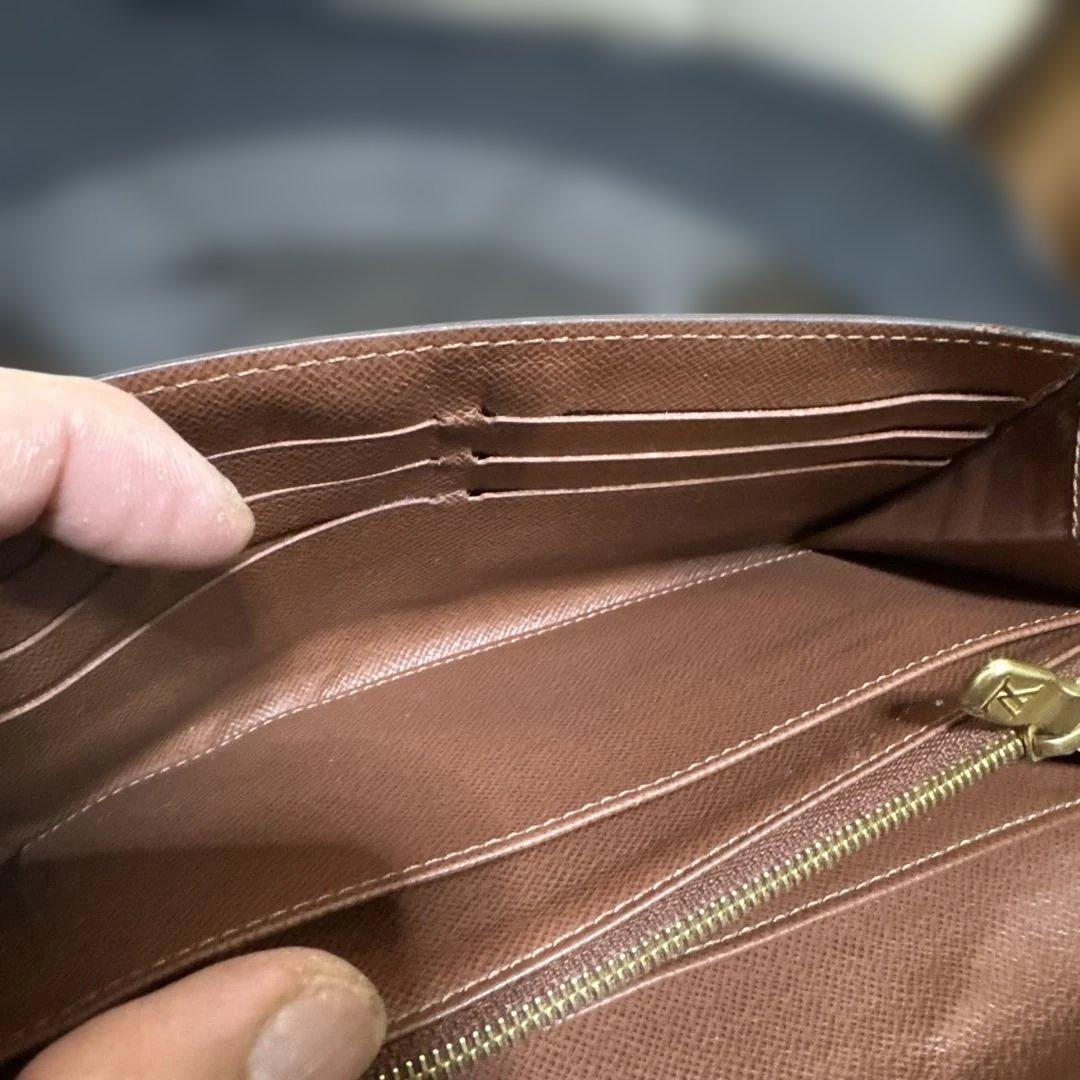 14☆優良品♪カード16枚タイプ☆サラ長財布