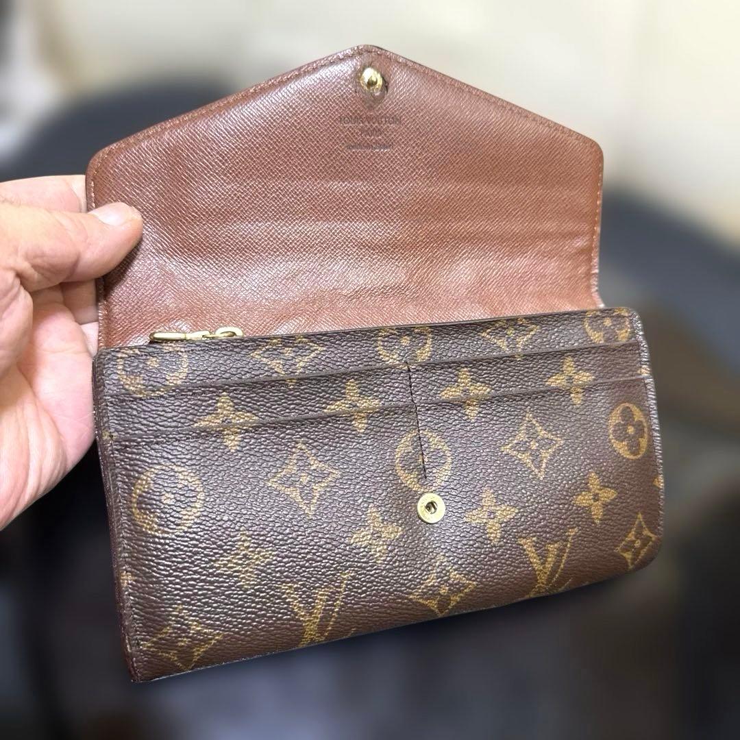 14☆優良品♪カード16枚タイプ☆サラ長財布