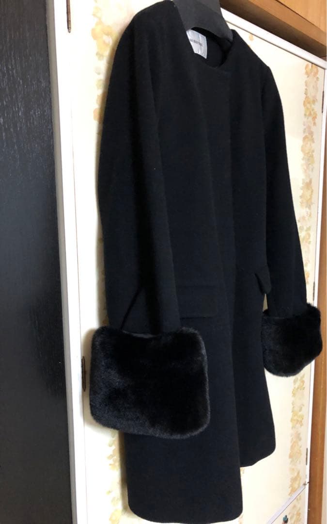 ナチュラルビューティーベーシック　ファー付きコート　お値下げ交渉可能！