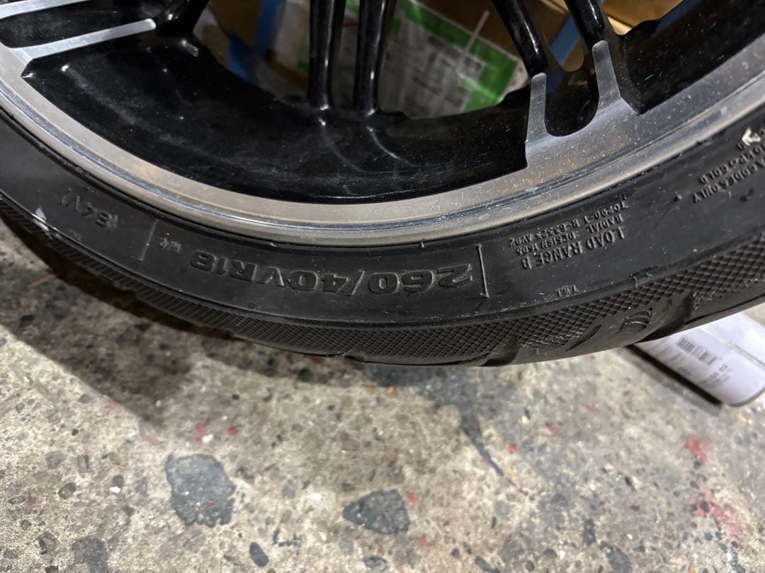 ブレイクアウト純正アルミホイールタイヤセット