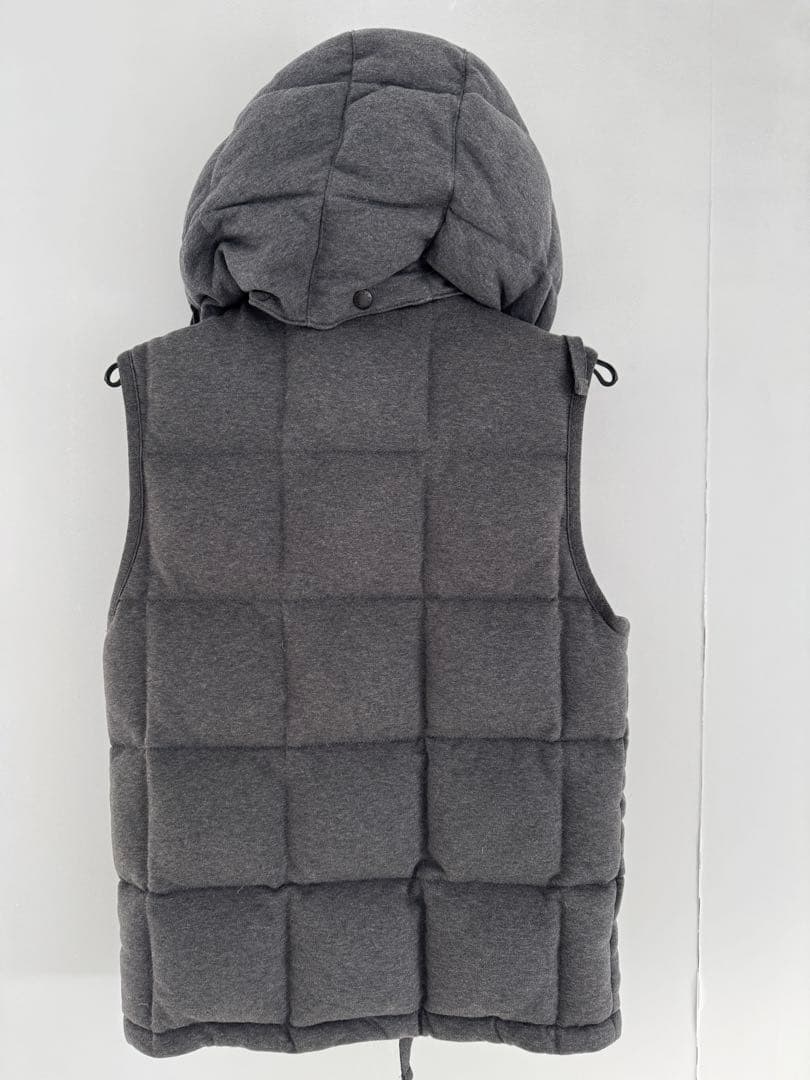 モンクレール　ダウンベスト　フード取り外し可　XS グレー