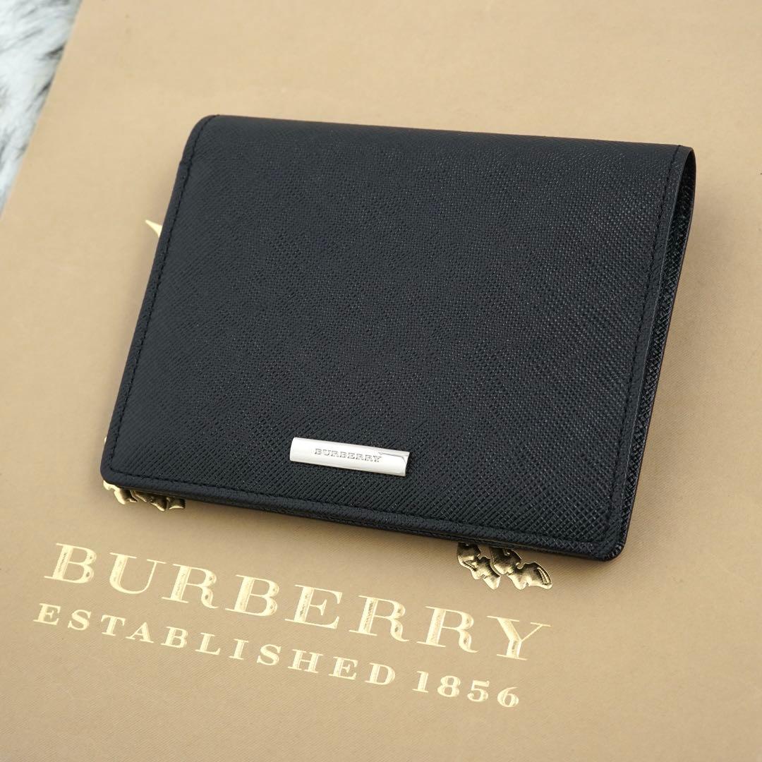 新品未使用品　BURBERRY LONDON 二つ折り財布　ノバチェック　黒