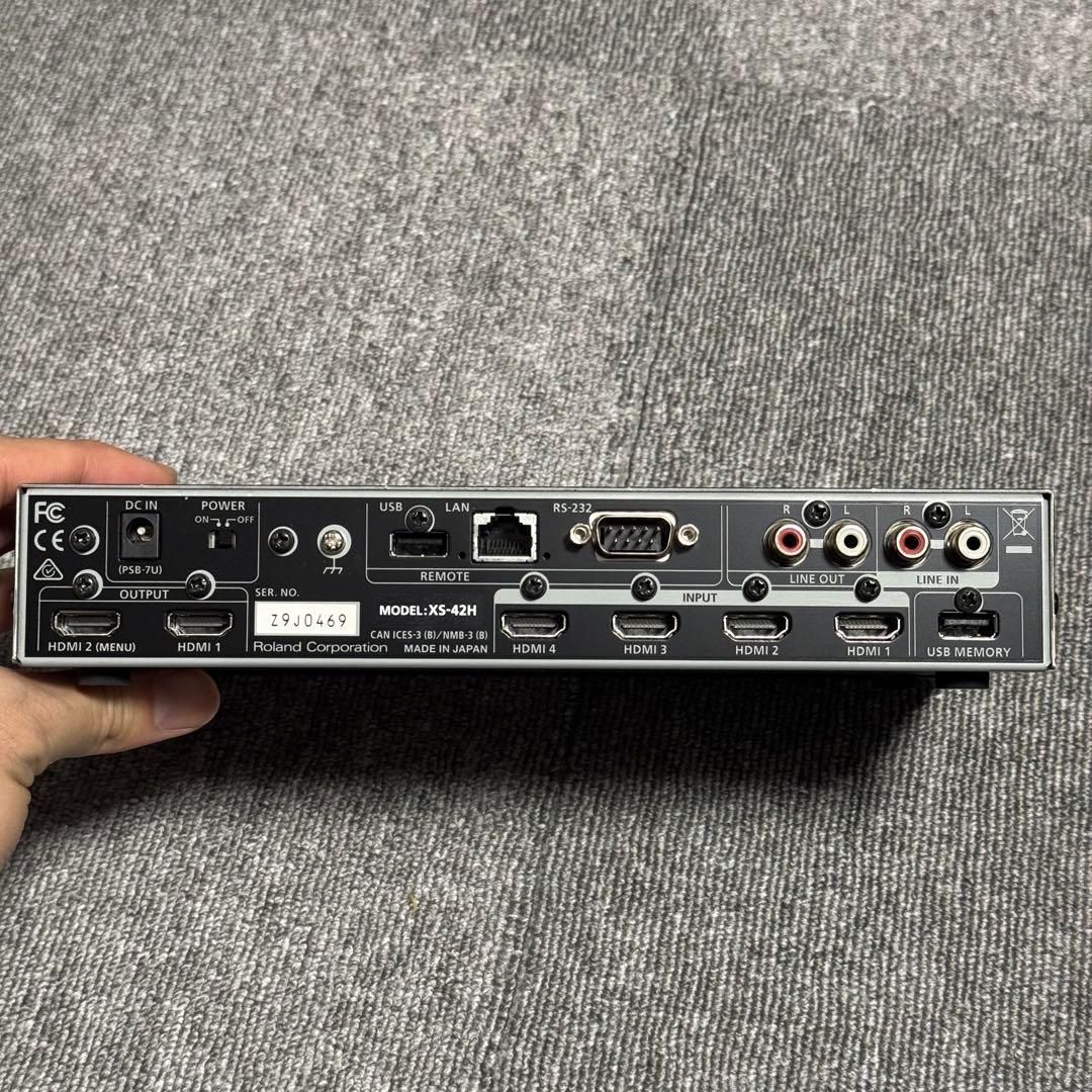 Roland XS-42H マトリックススイッチャー