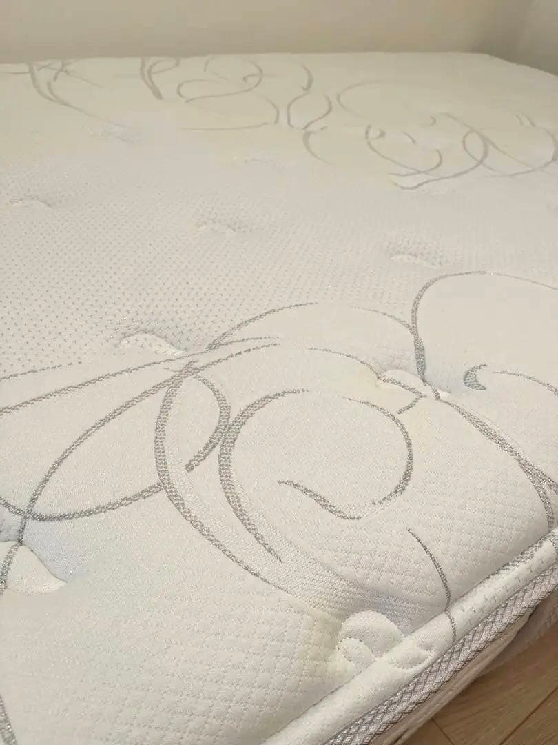 【6月末購入】シモンズ　ニューフィット　セミダブル　AA21212